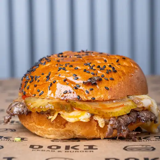 Burger Cheese z roztopionym serem